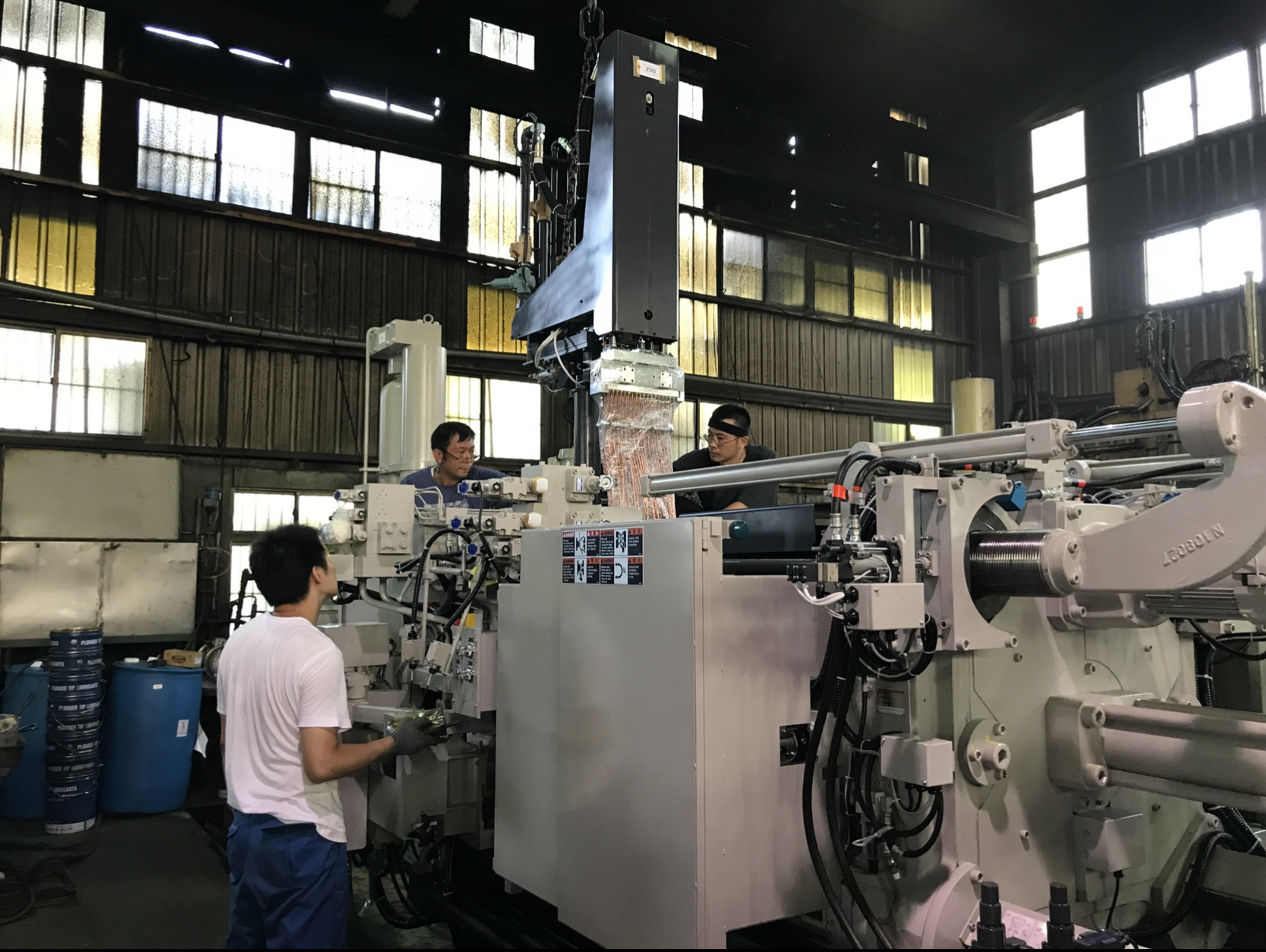 diecasting-installation-03-assembly-chengxin-dc350r-img_9482.jpg